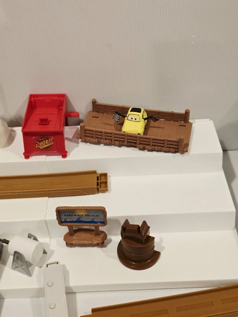 Disney Pixar Cars Playset Replacement Parts Set
